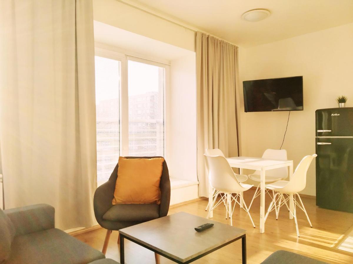 Yellow Apartment Ostrava Luaran gambar