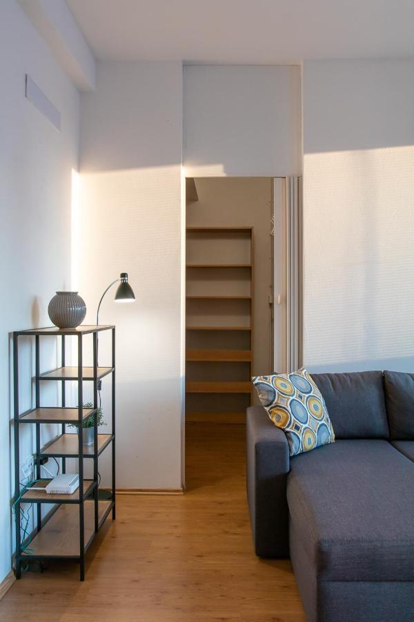 Yellow Apartment Ostrava Luaran gambar