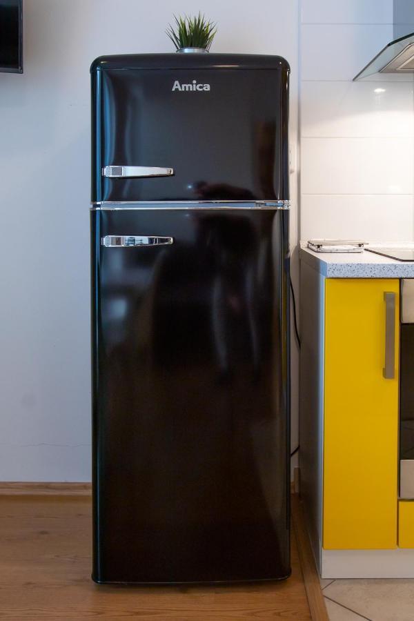 Yellow Apartment Ostrava Luaran gambar